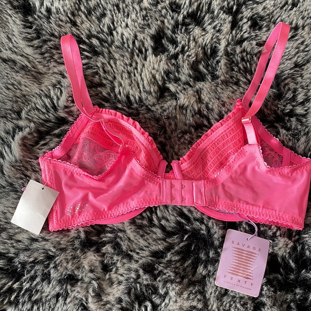 New with tags! Savage X Fenty bra - Picture 2 of 4